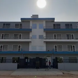*** Hotel The Luxem - Behind Ibis Gurugram India
