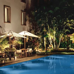5* فندق تريدنت كوشين